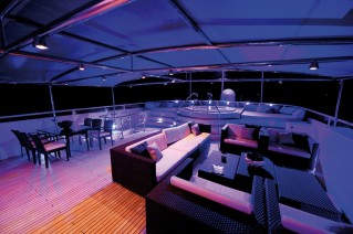 Yacht MAGNA GRECIA -  Sundeck At Night